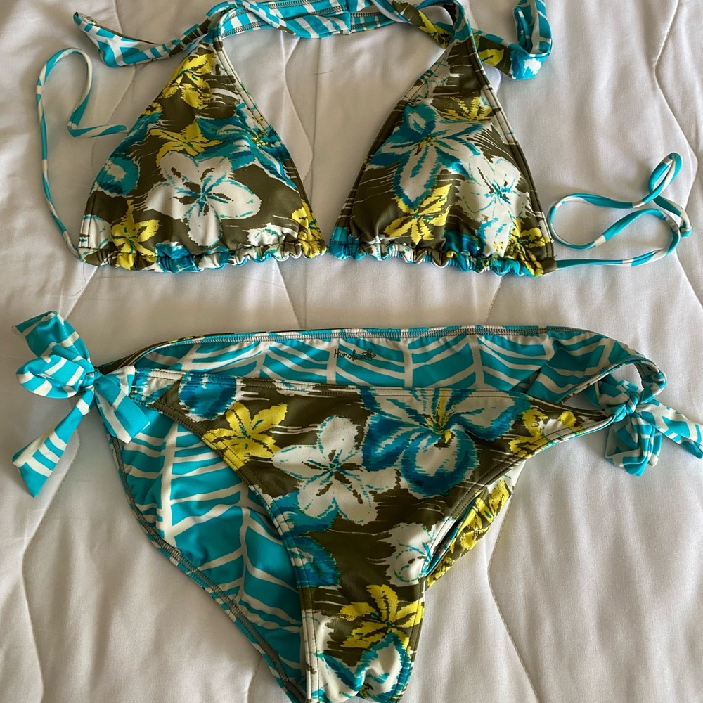 Honolua Bikini Top & Bottom Set - Women’s